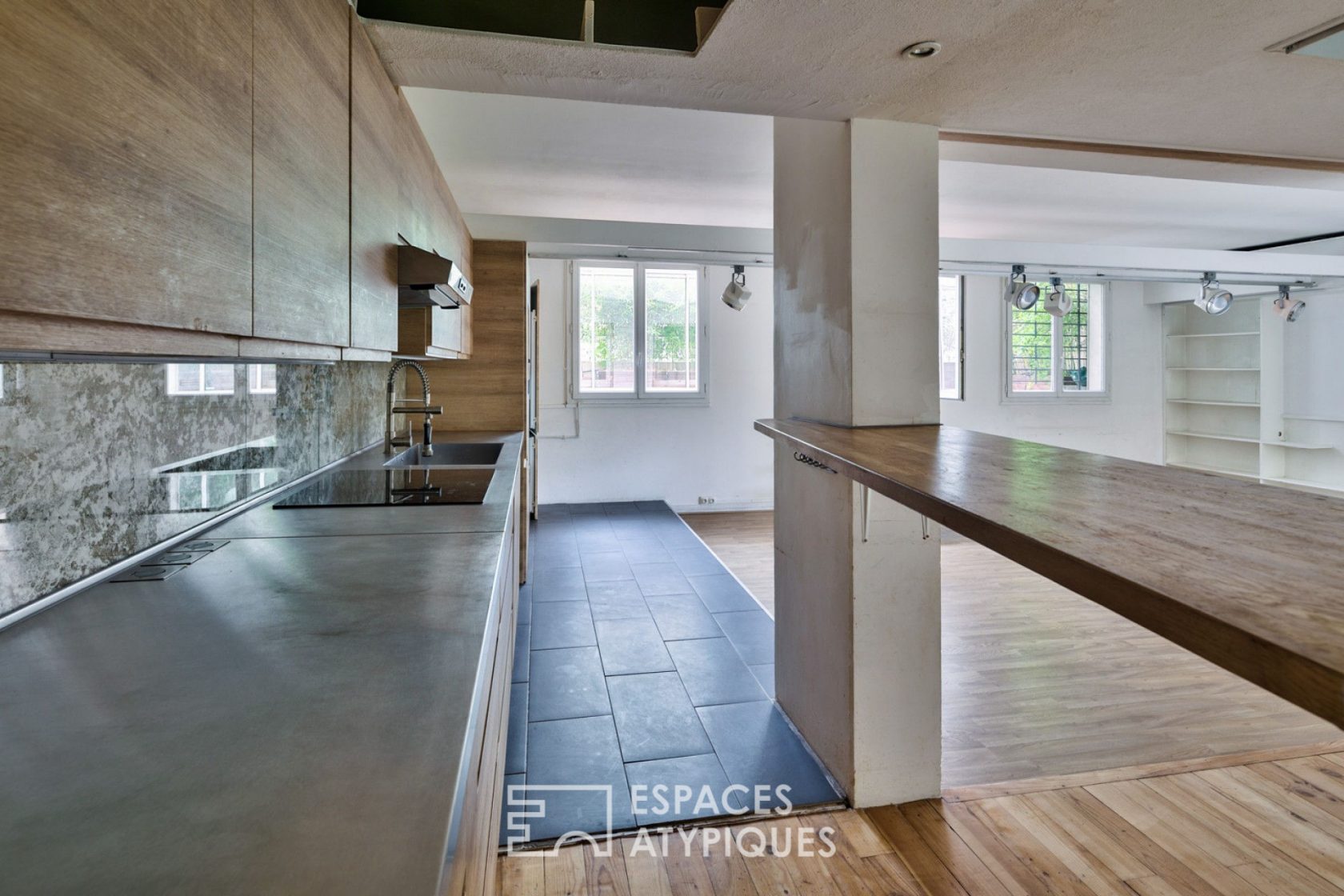 Loft spirit with glass roof and terrace