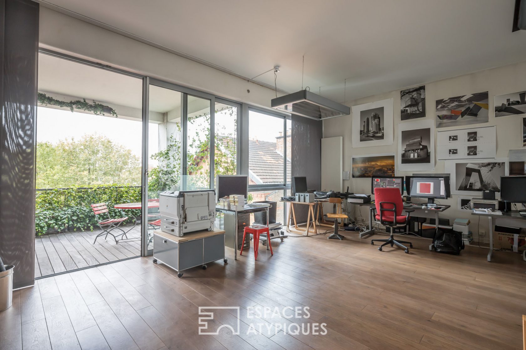 Crossing loft with terrace and panoramic view