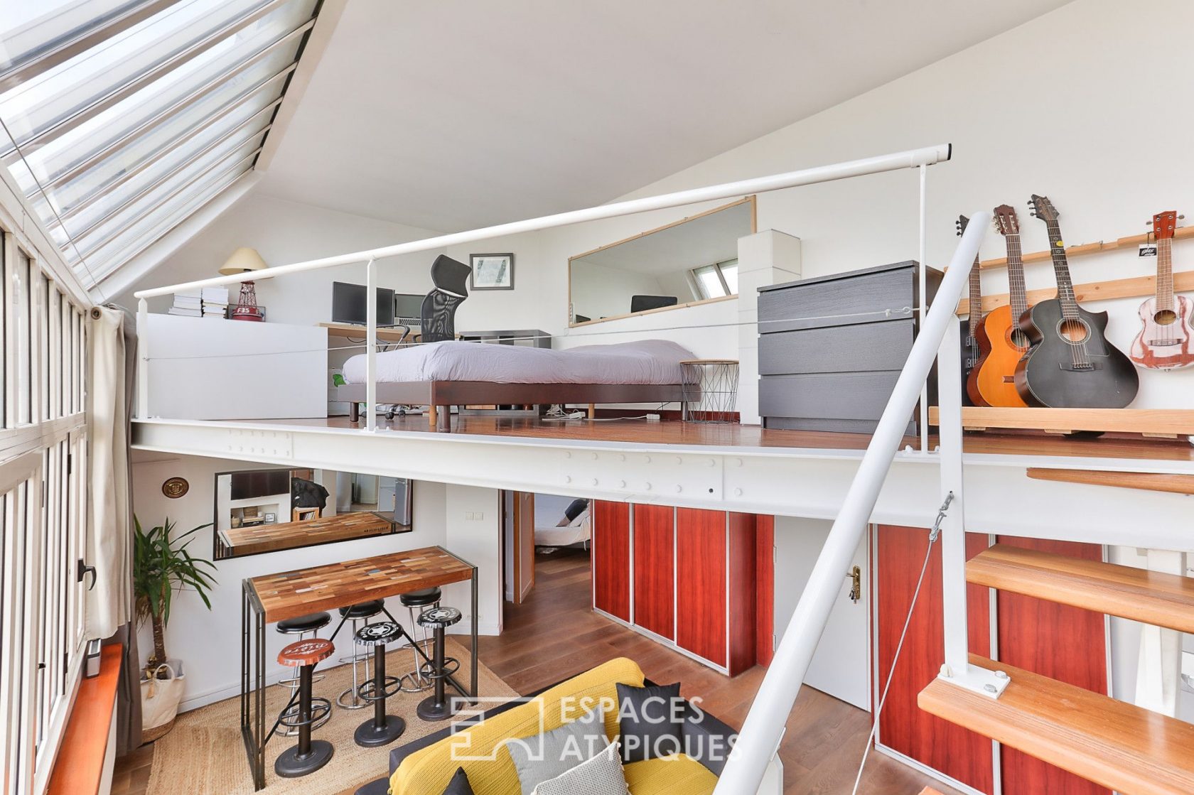 Workshop on the top floor with panoramic view