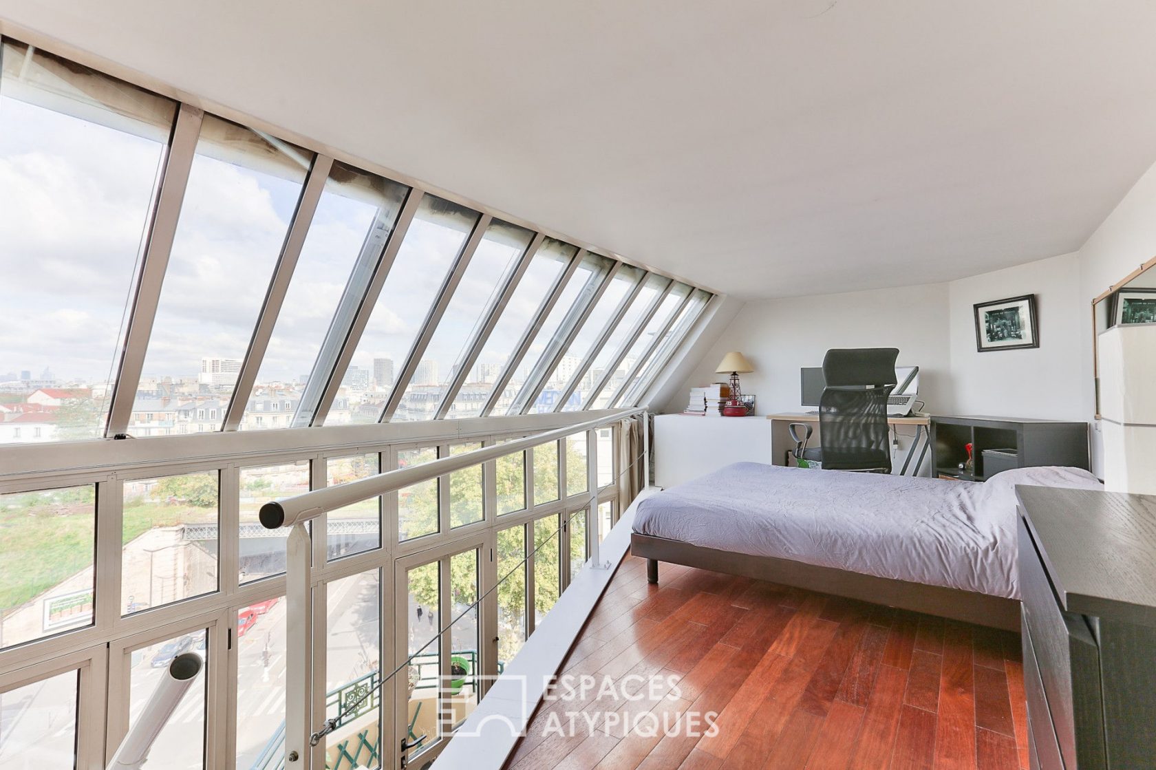 Workshop on the top floor with panoramic view