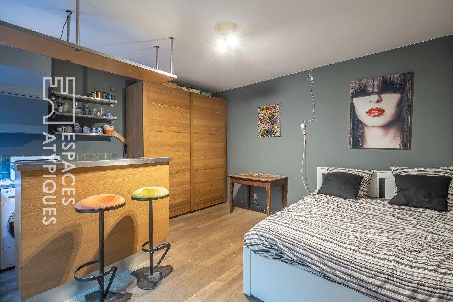 Former rope factory and its courtyard transformed into a loft