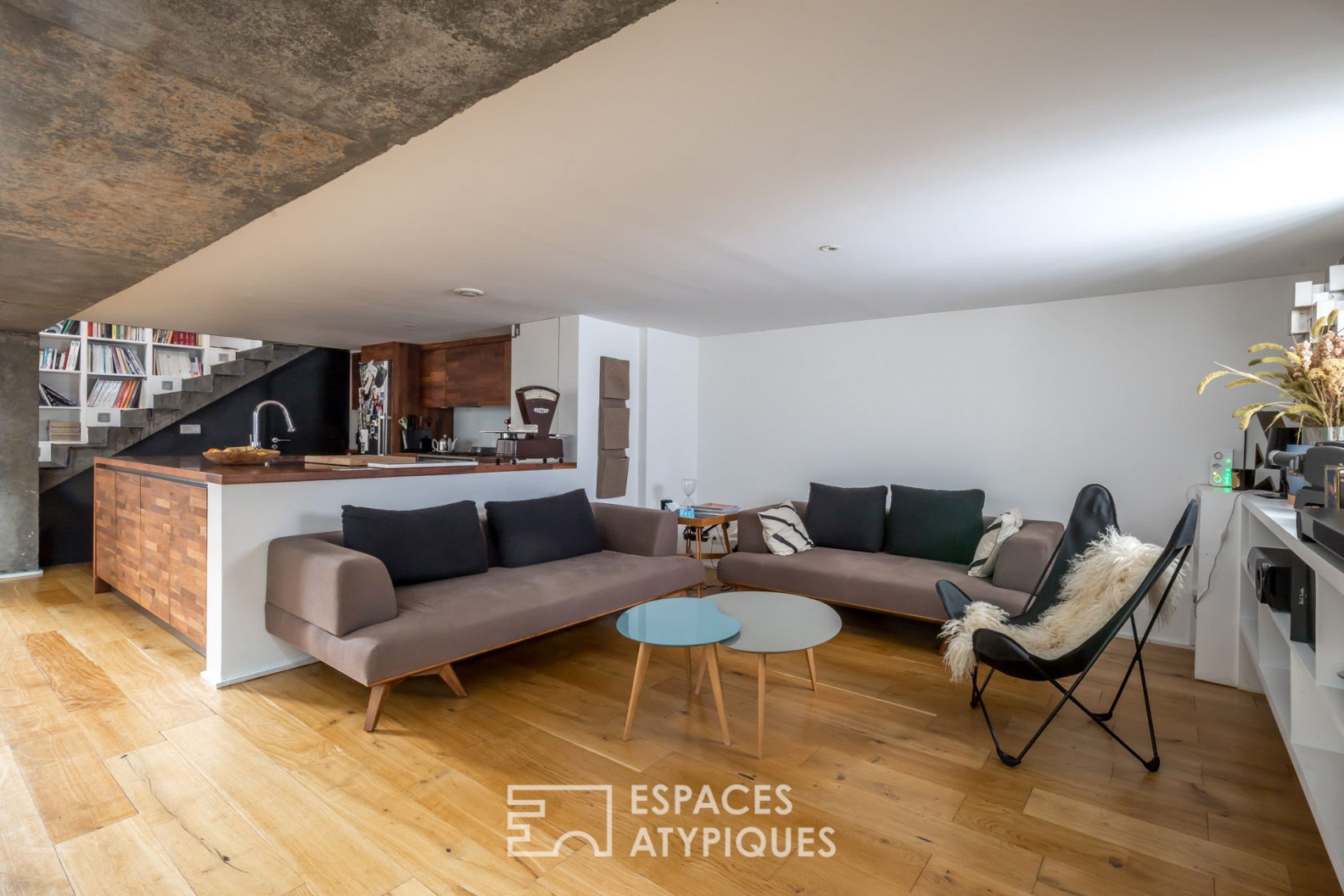 Duplex loft with terrace