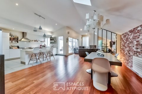 Family loft with terrace and garden