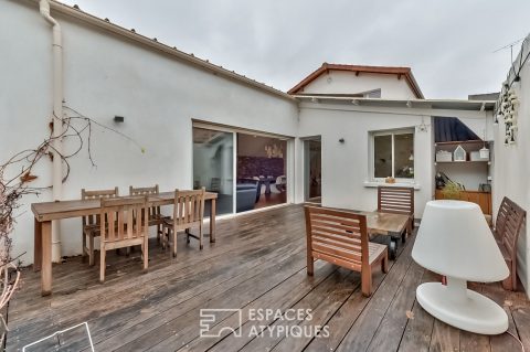 Family loft with terrace and garden
