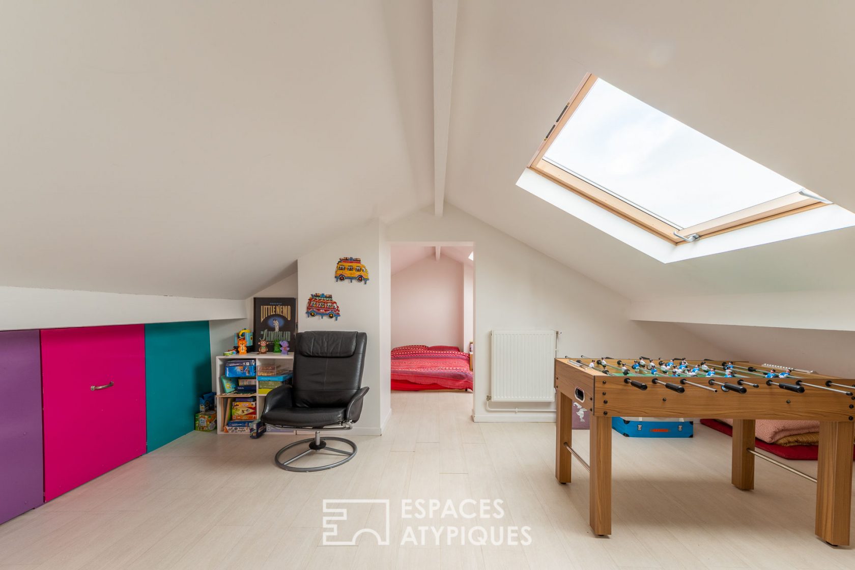 Duplex lumineux aux derniers étages d’une ancienne maison de ville