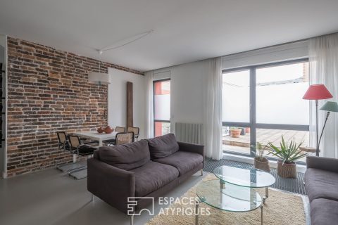 DÉJÀ LOUÉ : Ancien atelier de peintre transformé en souplex à l’esprit loft