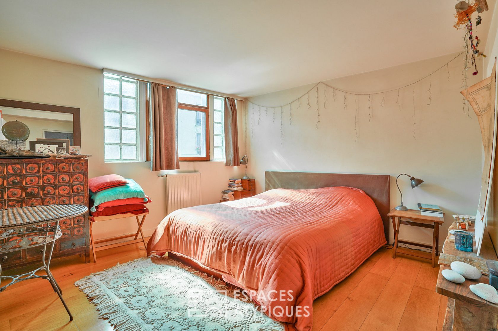 Loft en duplex aux volumes hors normes avec terrasse