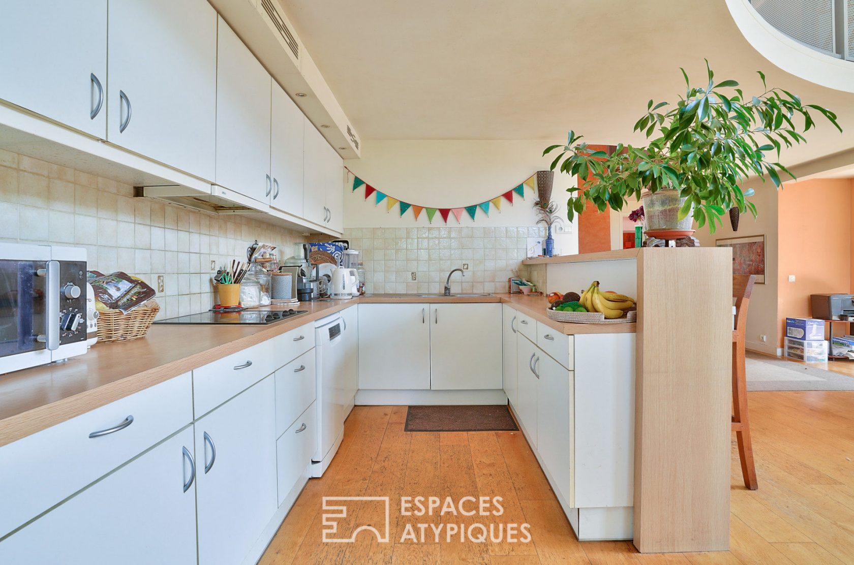 Loft en duplex aux volumes hors normes avec terrasse