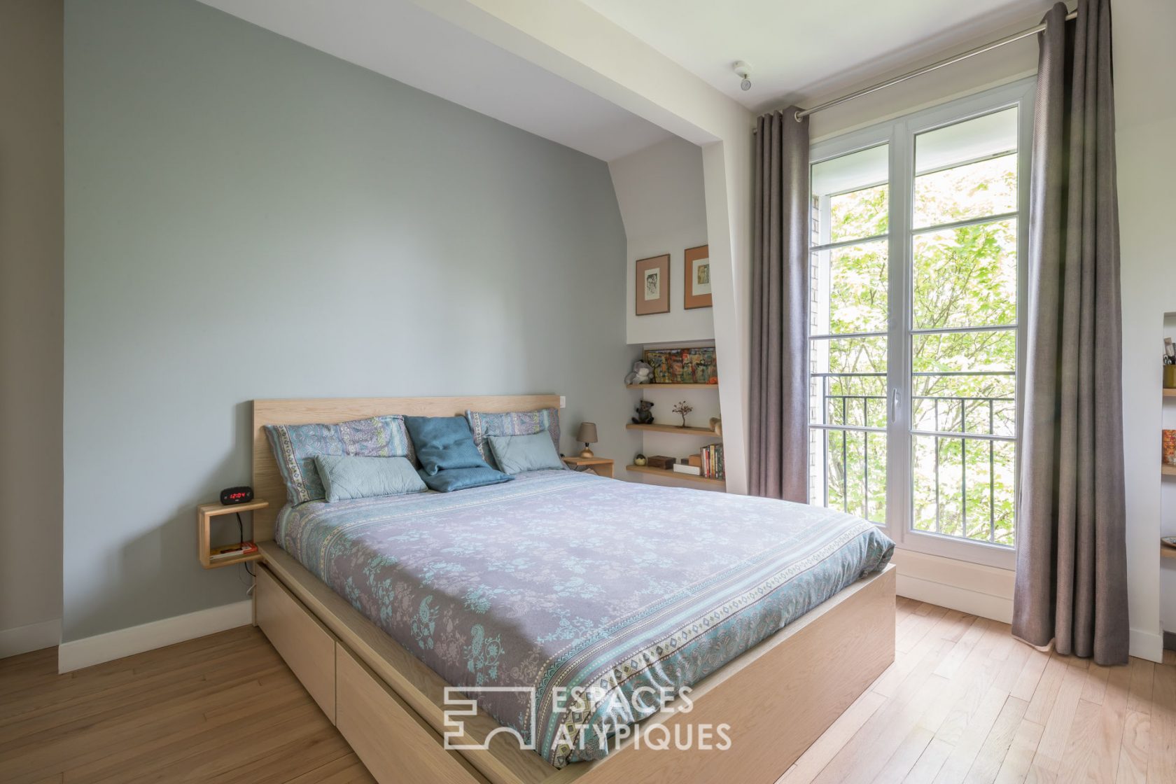 Duplex in a former artist’s studio from the 1930s