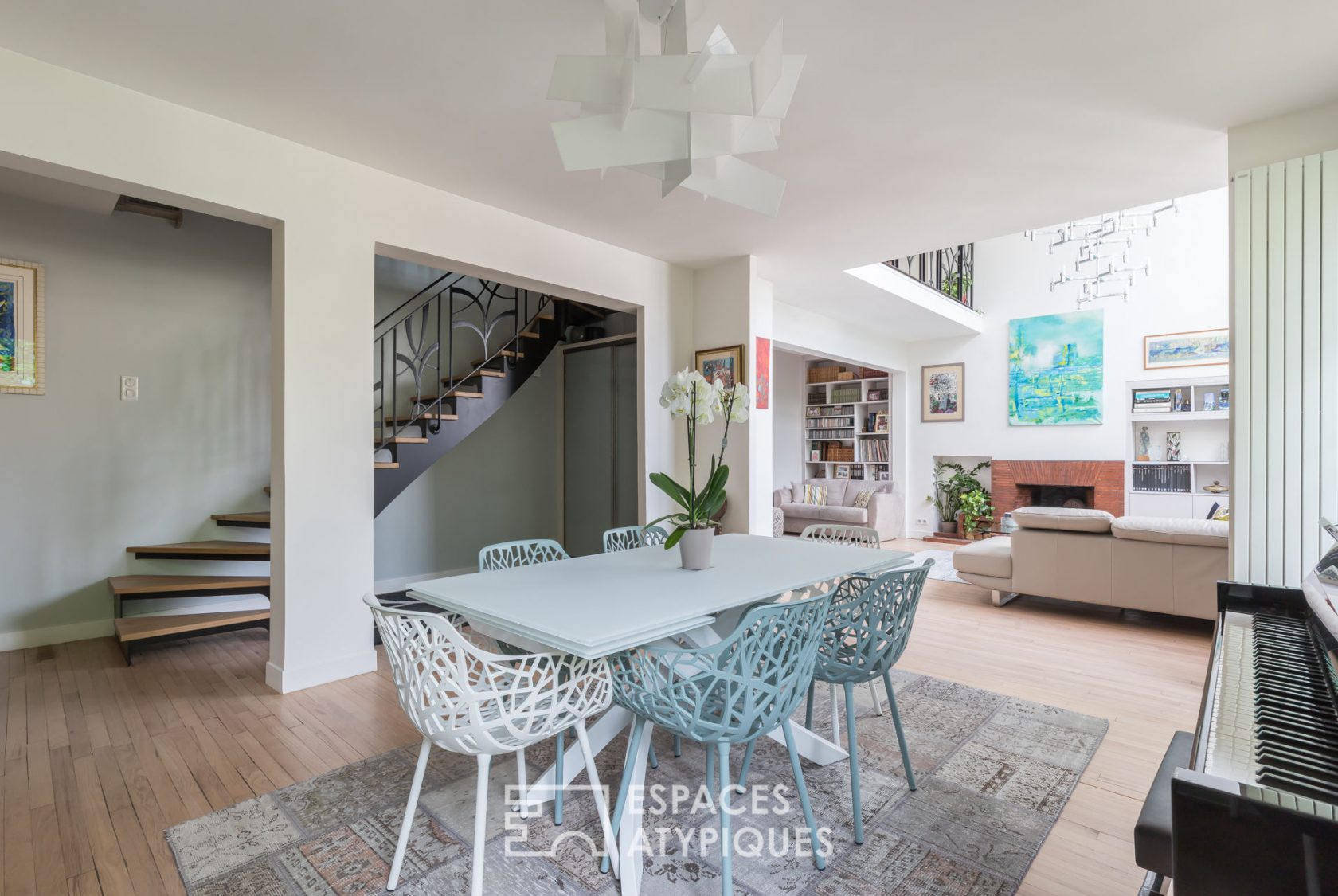 Duplex in a former artist’s studio from the 1930s