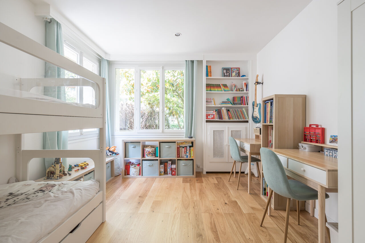 Apartment with private garden