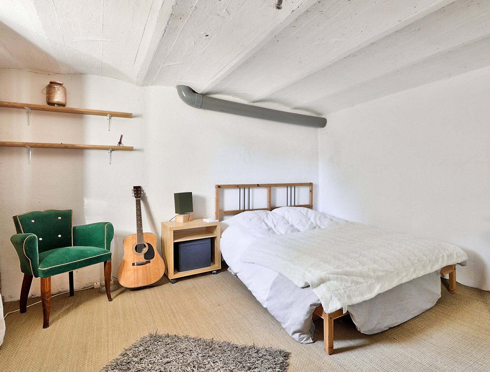 Townhouse with outbuilding, terrace and garden