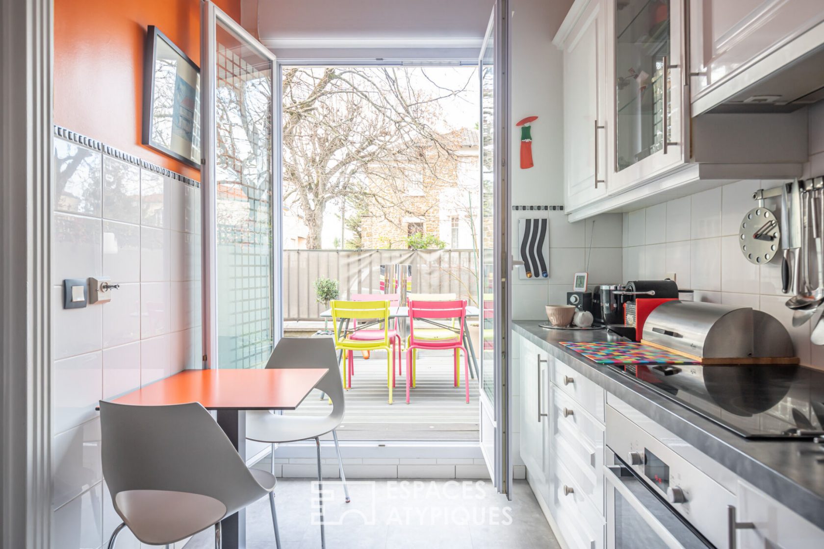 House-style triplex with garden and terraces