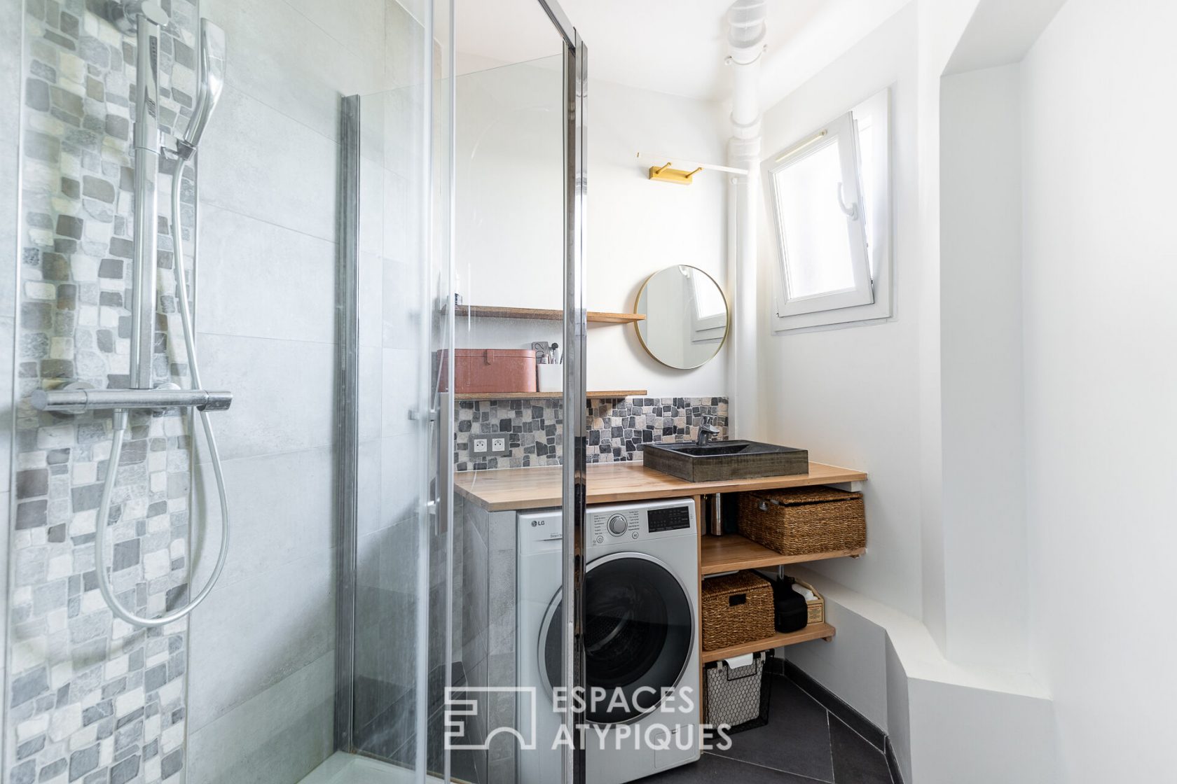 Appartement avec balcon refait par architecte
