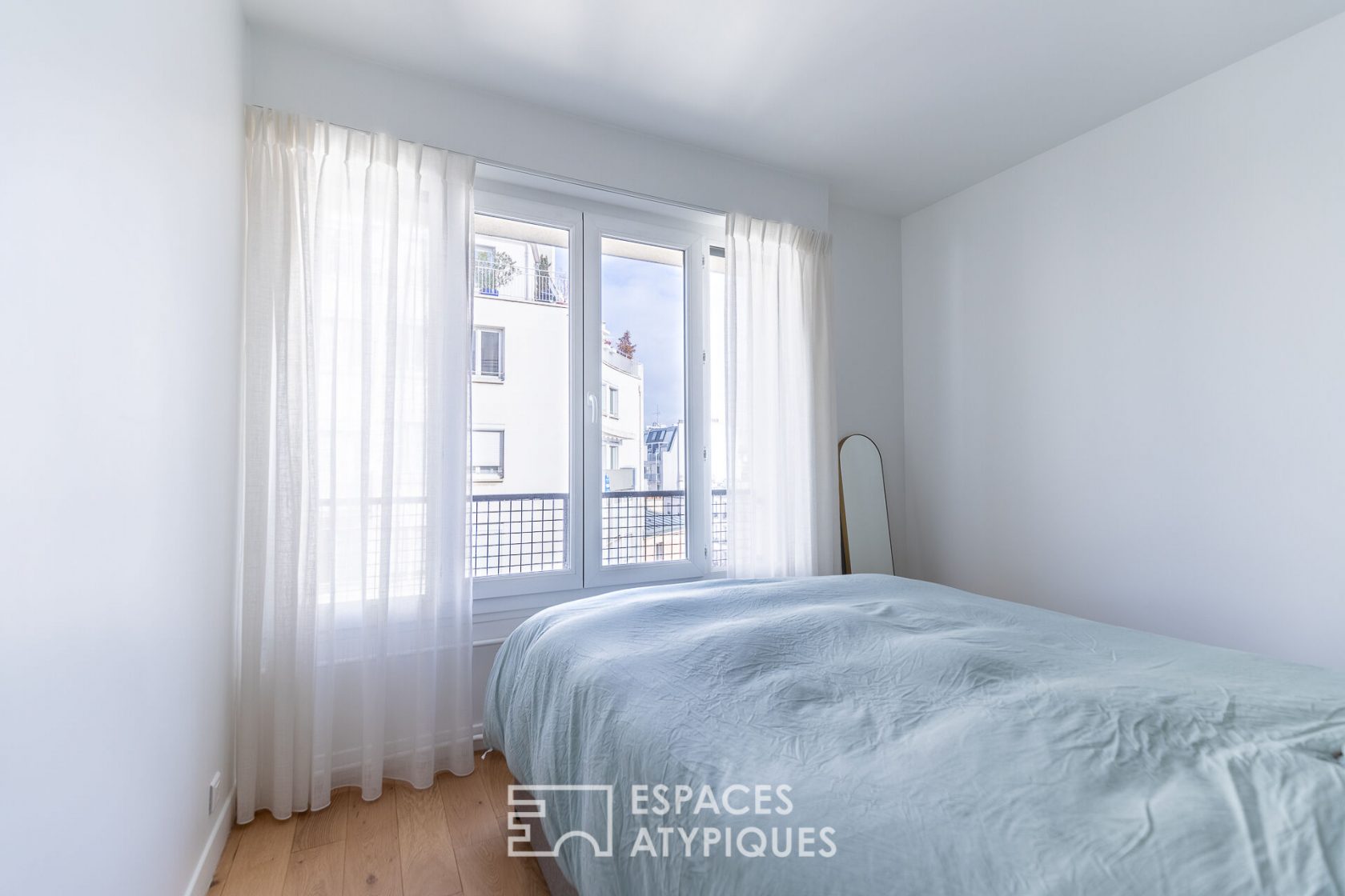 Appartement avec balcon refait par architecte