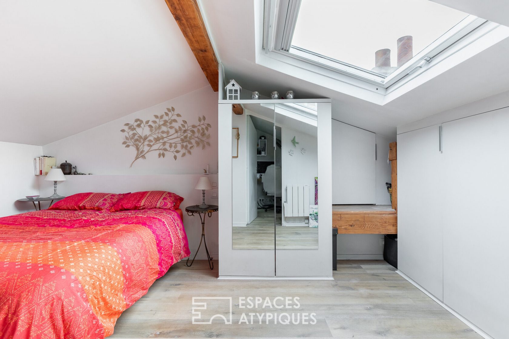 Contemporary duplex on the top floor