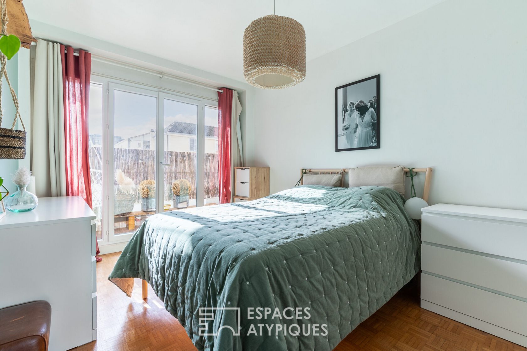 Family apartment with balcony near the Bois de Vincennes