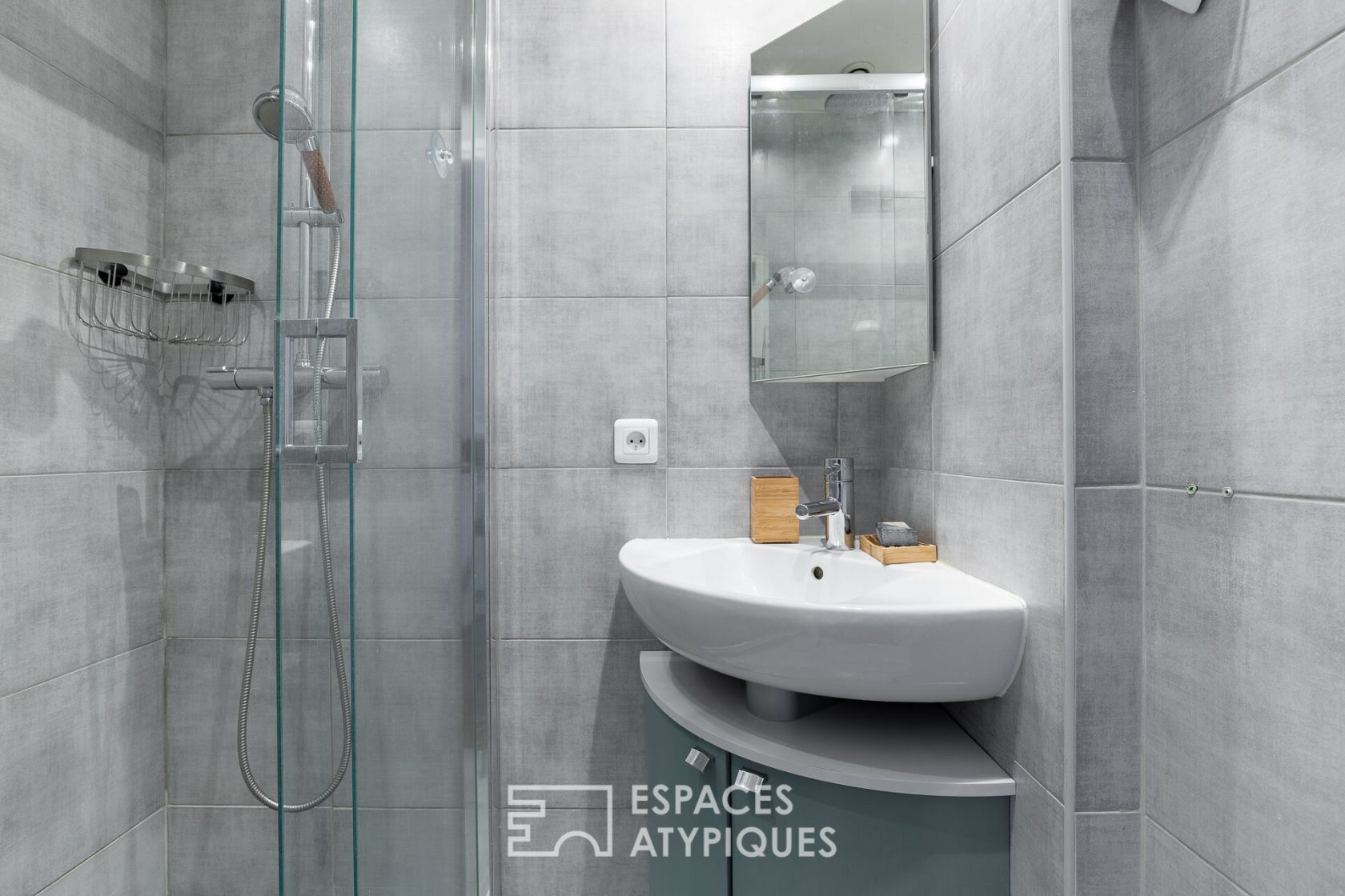 Family apartment with balcony near the Bois de Vincennes
