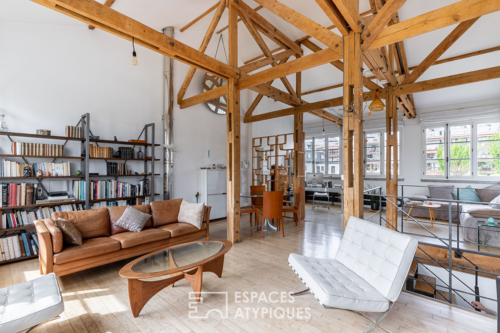 Triplex loft with garden