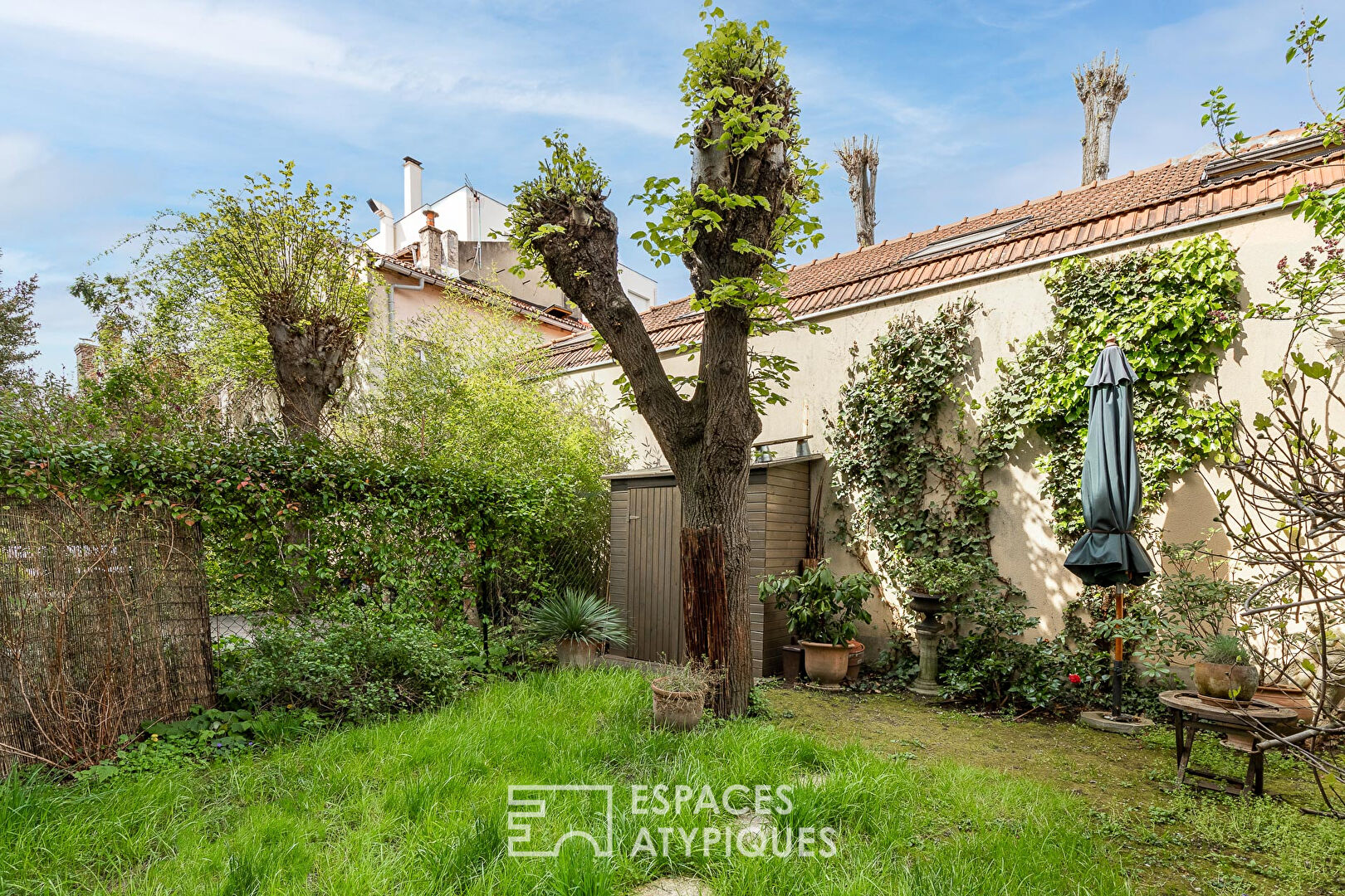 Triplex loft with garden