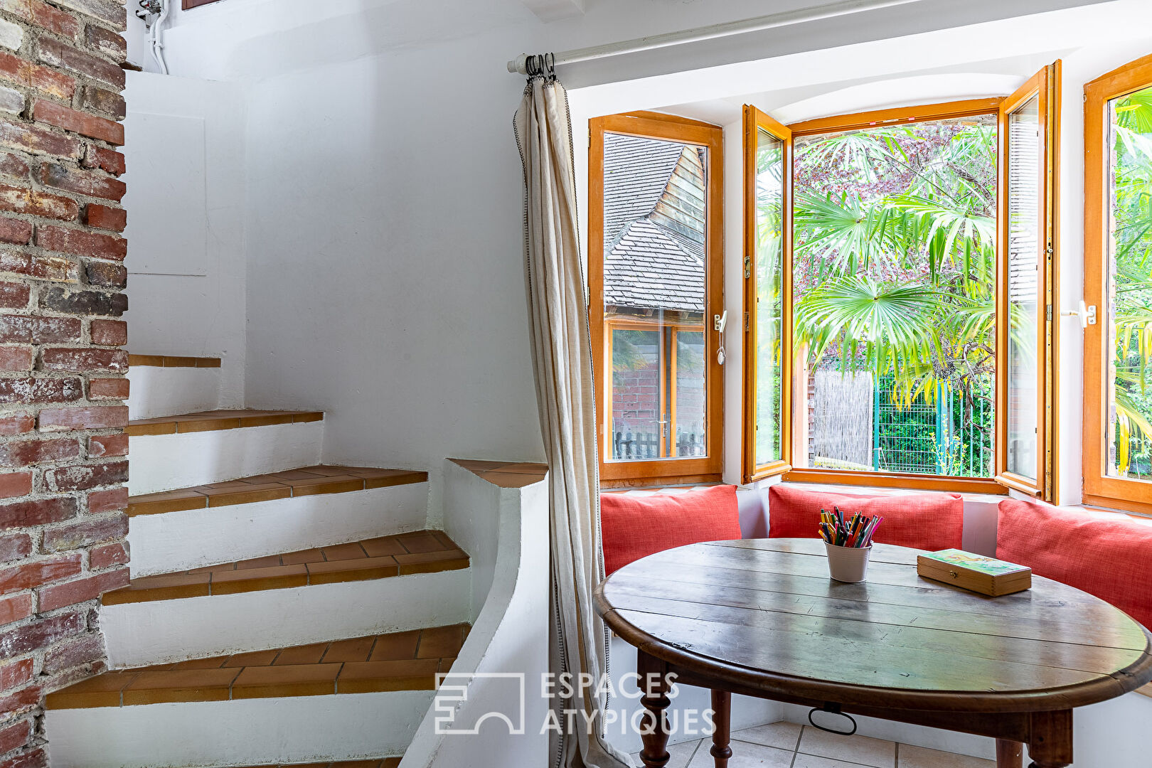 Maison familiale avec dépendance et ponton privé sur l’Ile Sainte Catherine