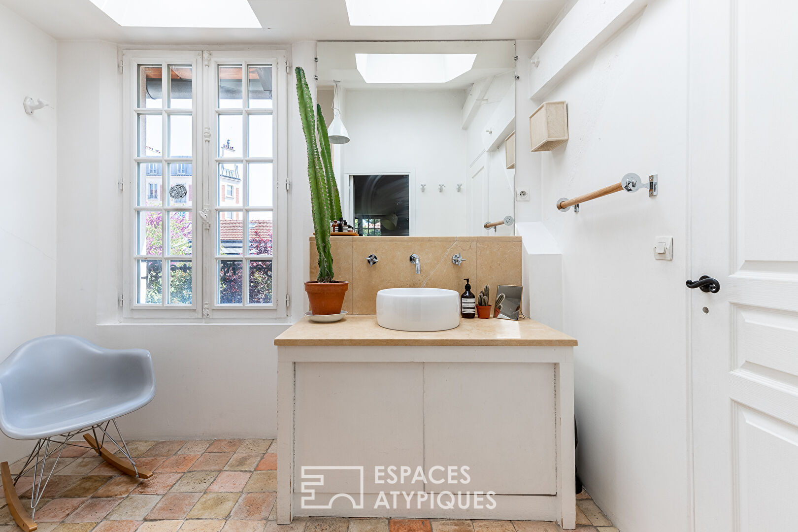 Bright loft in a former lemonade factory