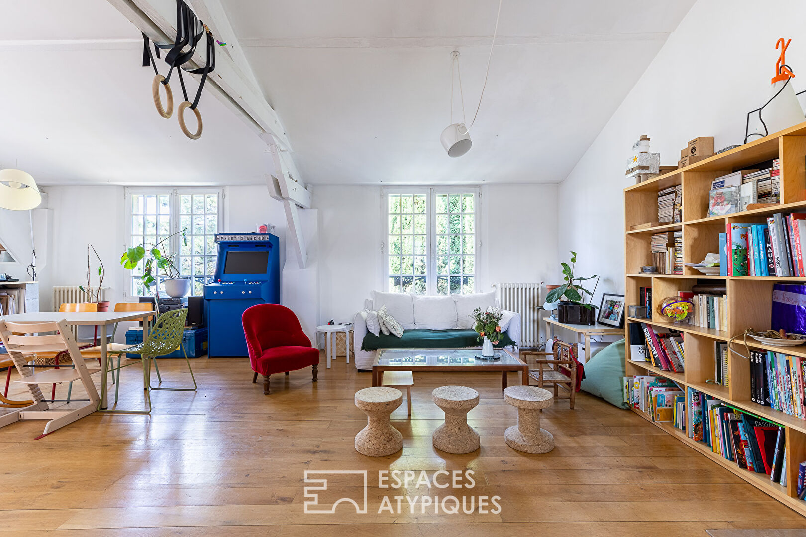 Bright loft in a former lemonade factory