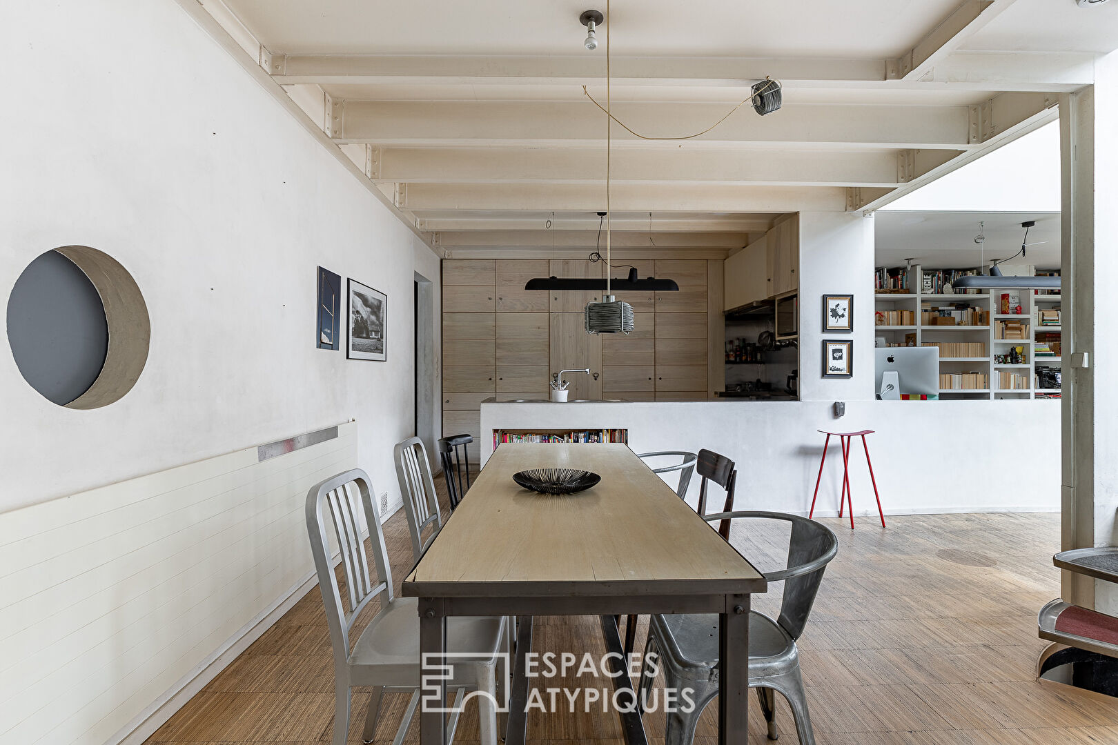 Alésia – Artist’s studio with glass roof and terrace
