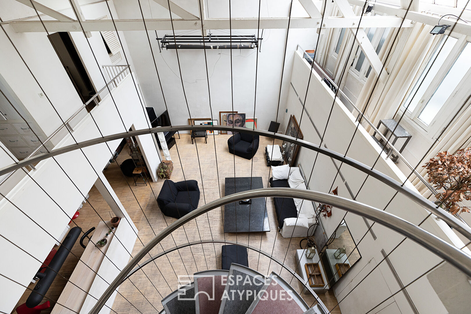 Alésia – Artist’s studio with glass roof and terrace