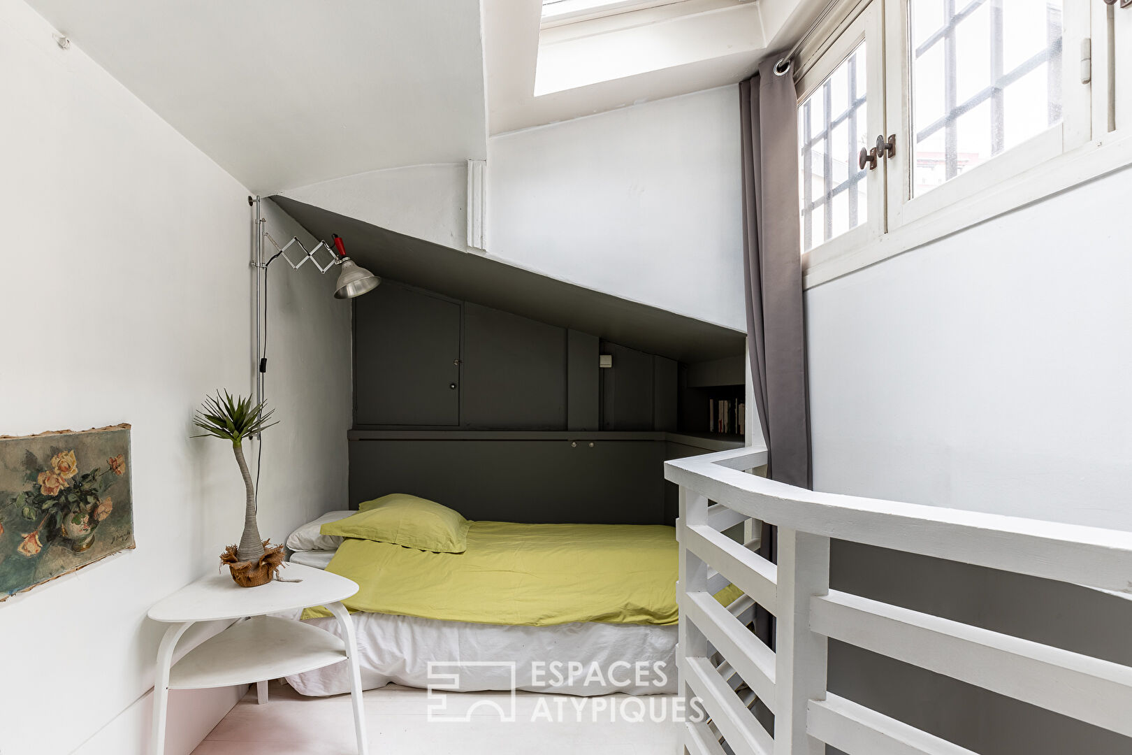 Alésia – Artist’s studio with glass roof and terrace