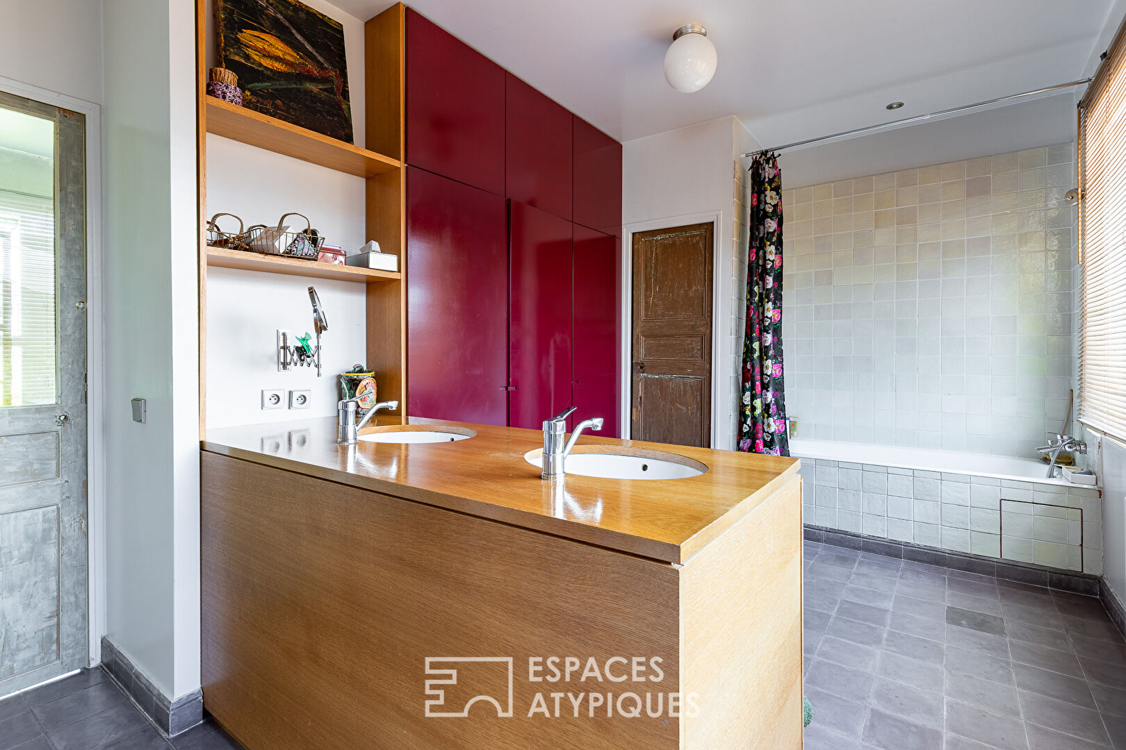Loft en duplex avec deux terrasses dans une ancienne usine