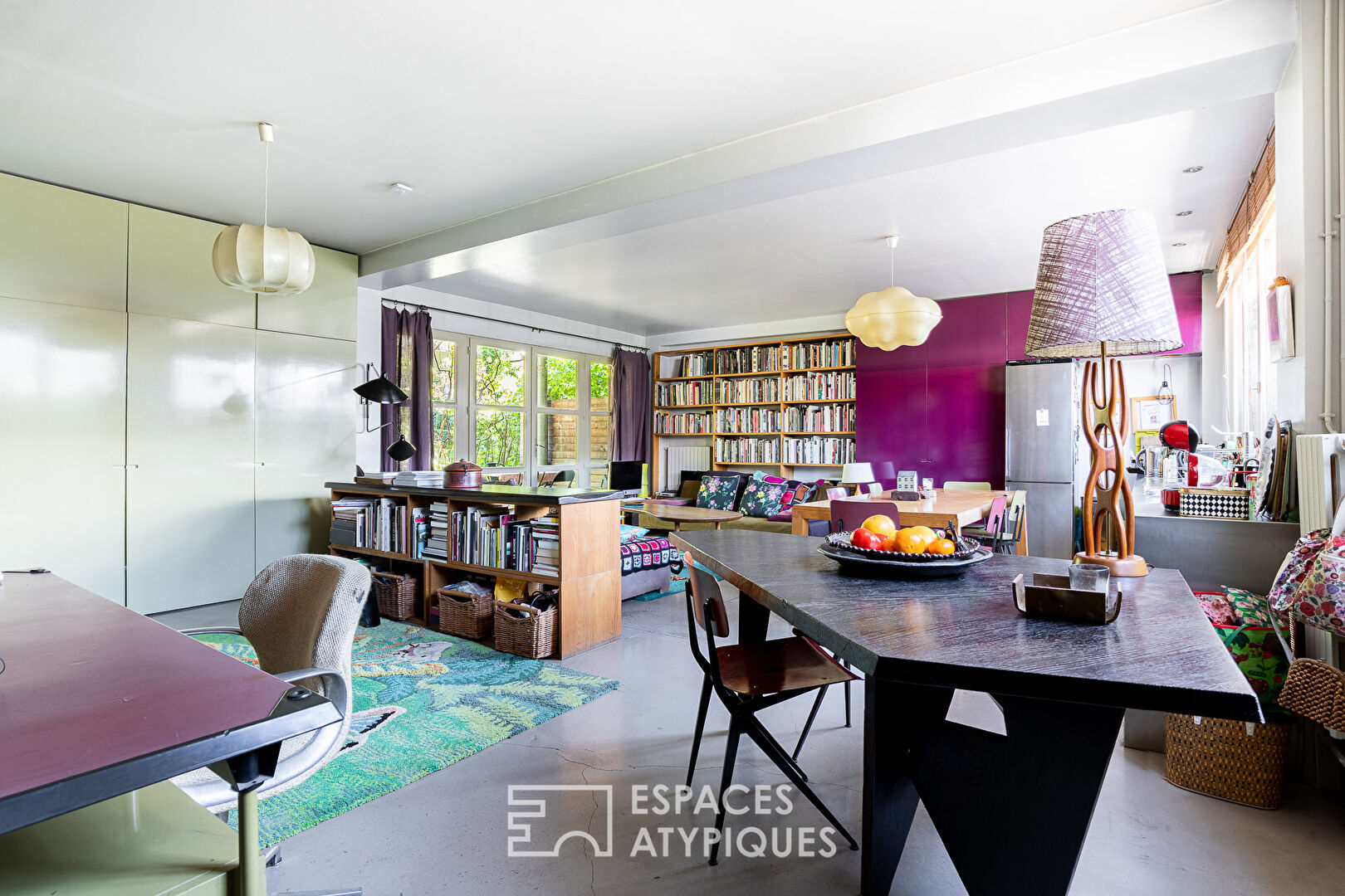 Loft en duplex avec deux terrasses dans une ancienne usine