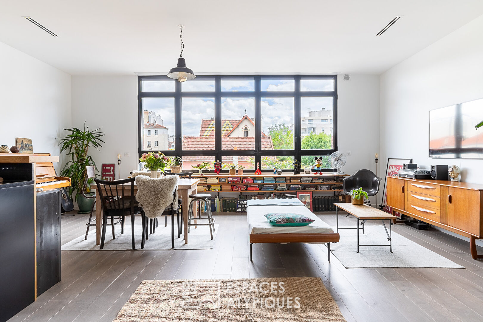 Loft contemporain avec toit-terrasse