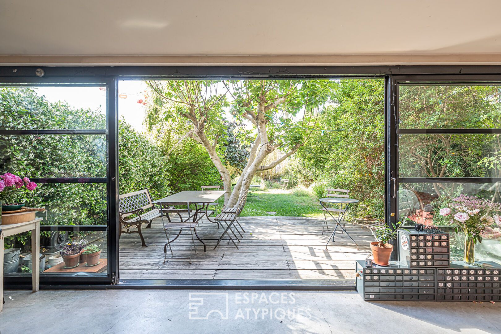 Maison avec jardin repensée par architecte