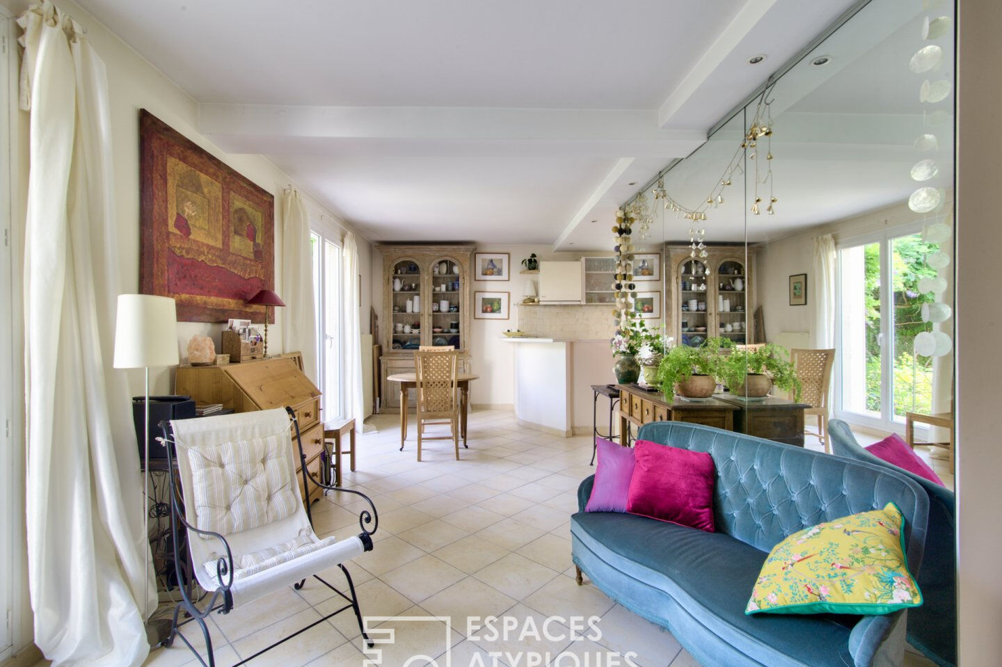 Apartment with garden in the city center