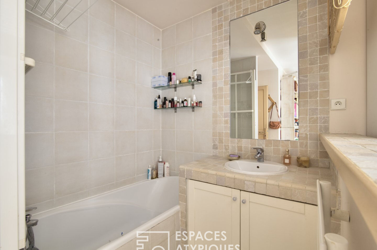 Apartment with garden in the city center