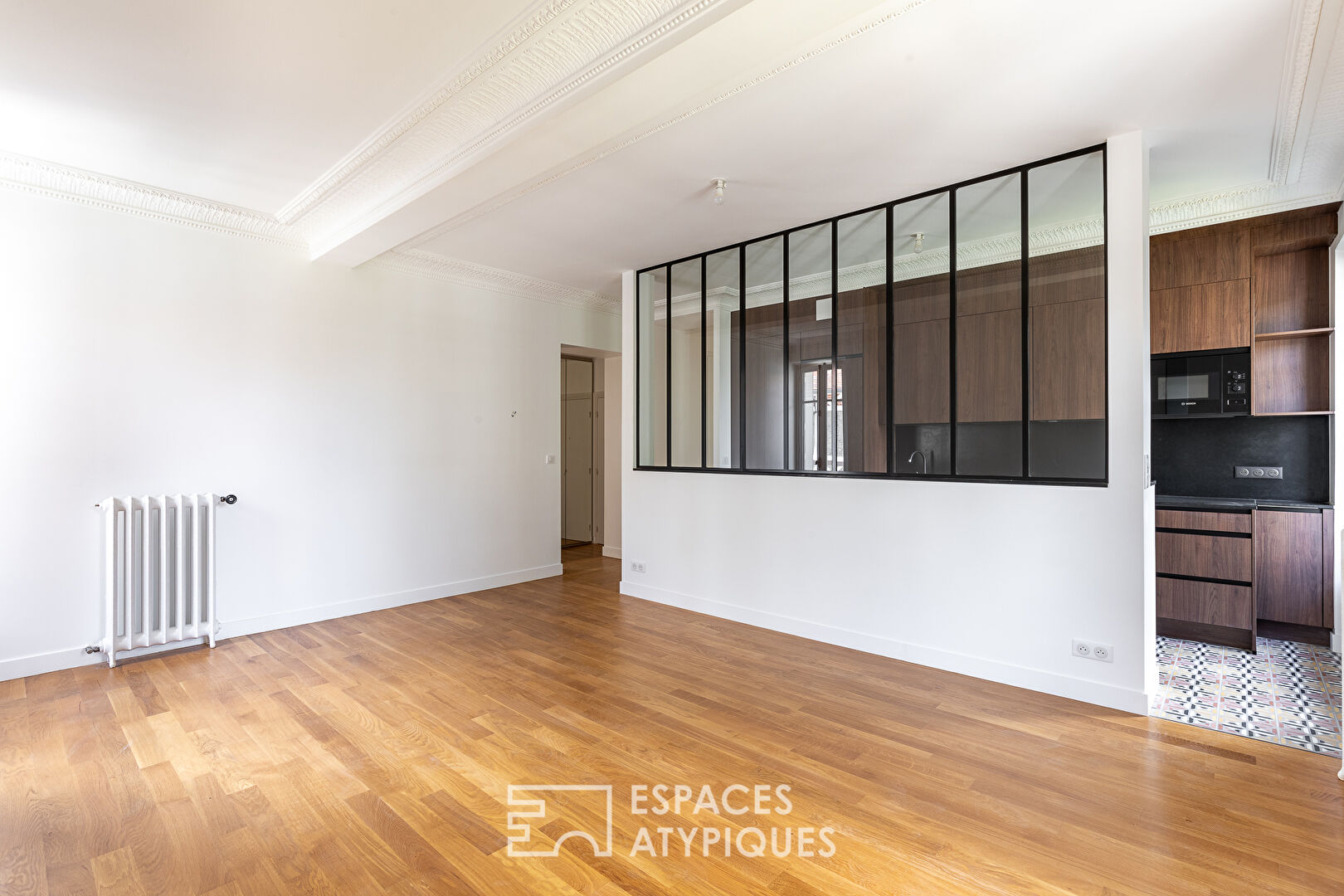 Appartement contemporain avec balcon et verrière en coeur de ville