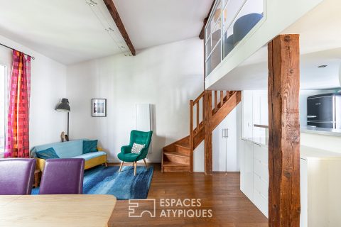 Top floor with mezzanine