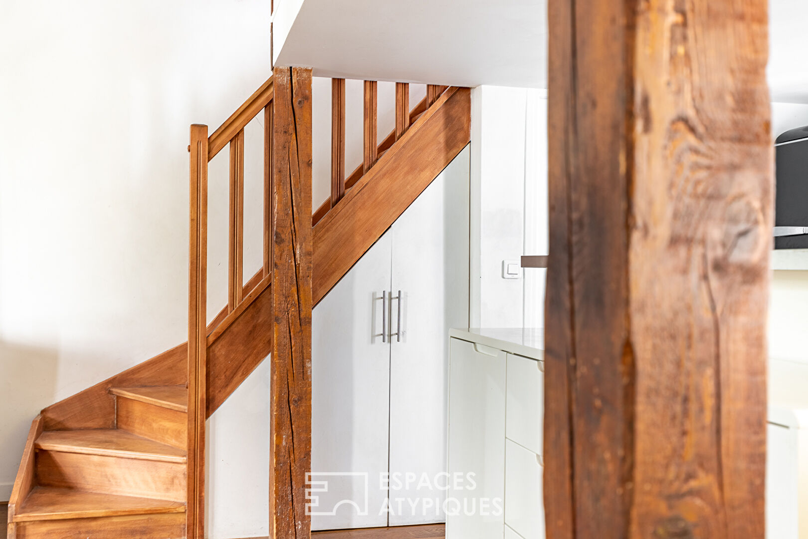 Top floor with mezzanine