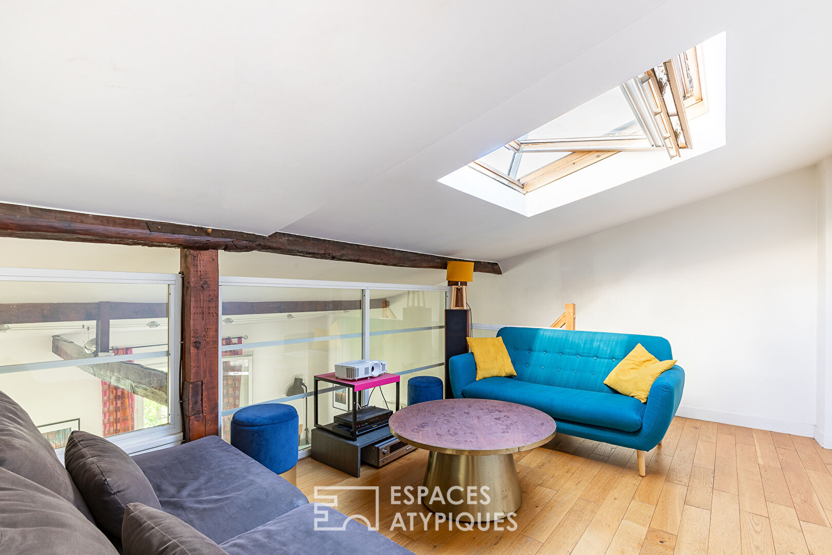 Top floor with mezzanine