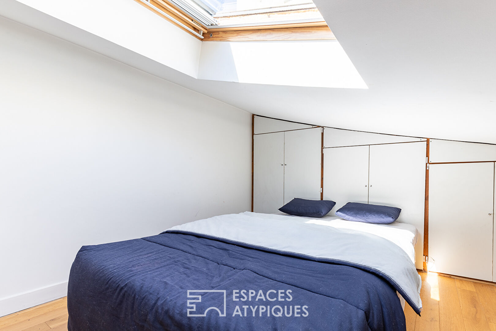 Top floor with mezzanine