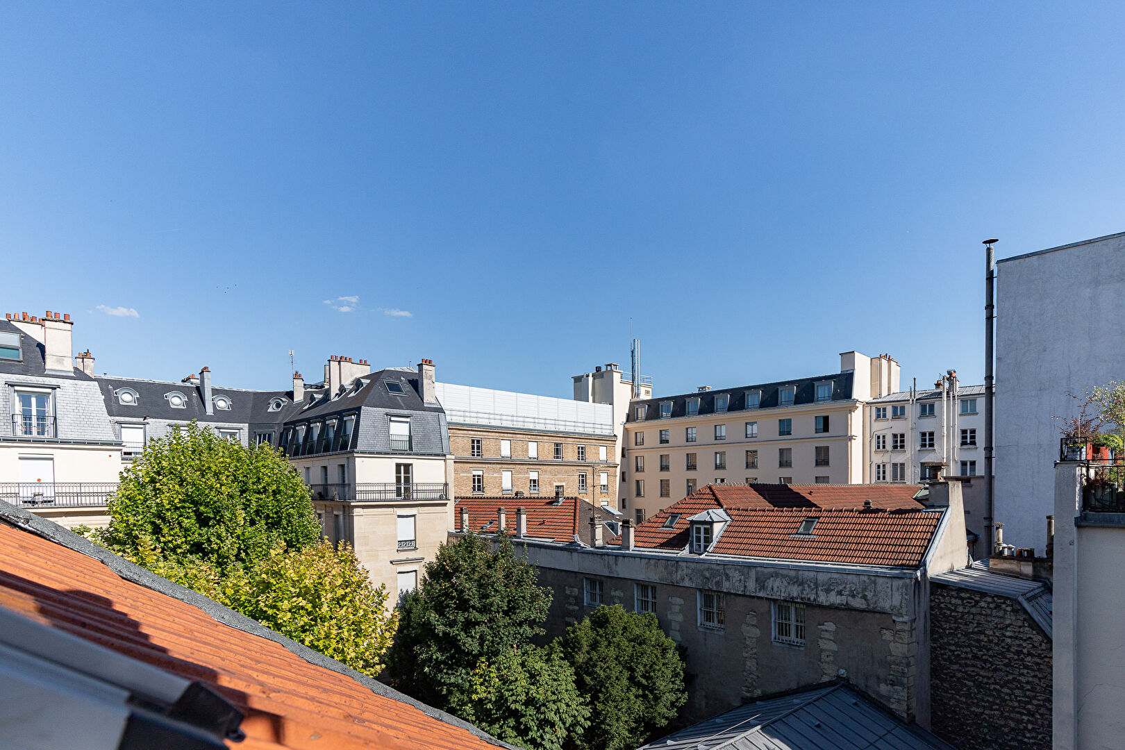 Cocon sous les toits à deux pas du Jardin du Luxembourg