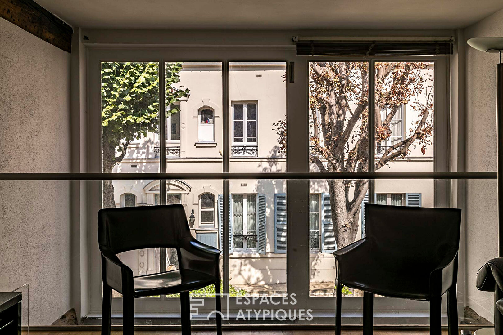 Bel atelier d’artiste à deux pas du Jardin du Luxembourg