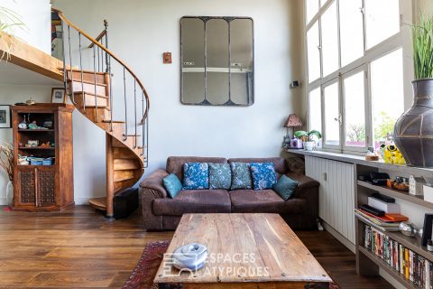Atelier d’artiste en étage élevé à proximité de Montparnasse