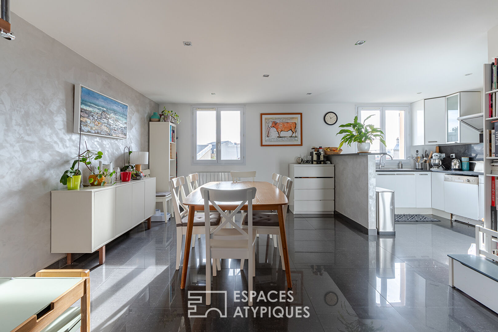Duplex with terrace in the heart of town