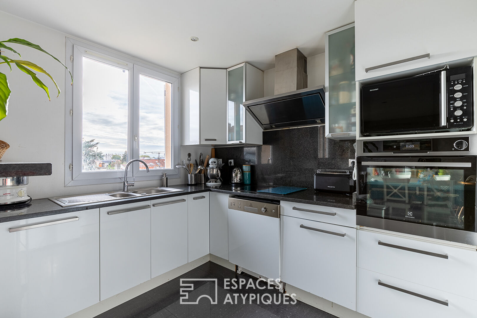 Duplex with terrace in the heart of town