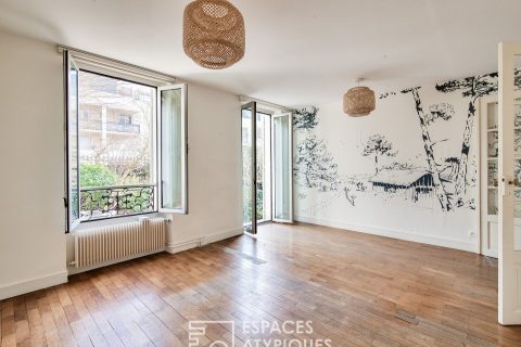 Duplex inversé avec jardin arboré