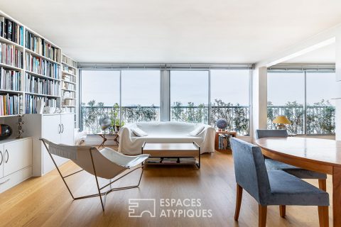 Contemporary spirit with a view of the Eiffel Tower