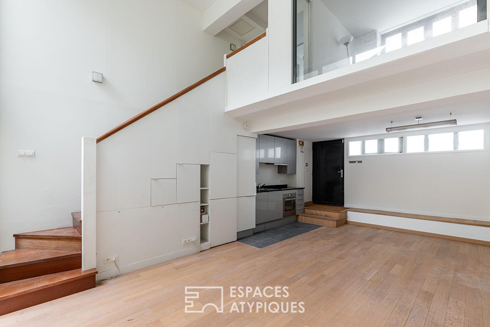 Maison-loft avec terrasse