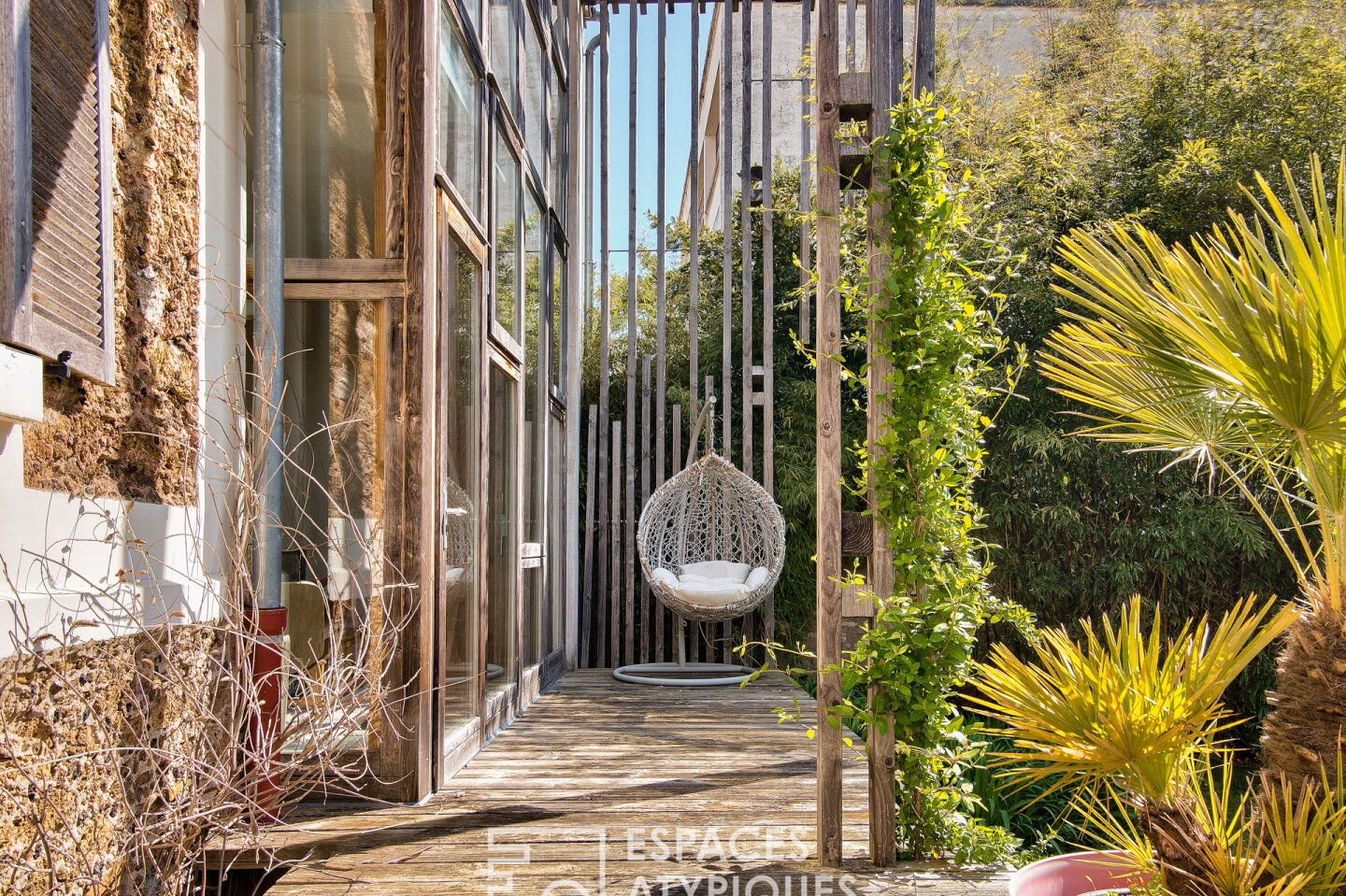 Millstone with contemporary extension